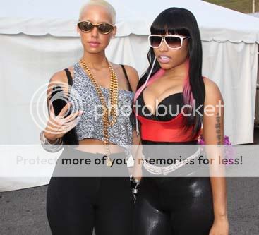 nicki minaj and amber rose pics. Amber_Rose_and_Nicki_Minaj.jpg
